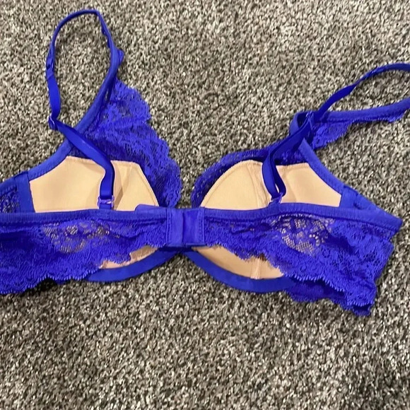 *Final Price* Gap Body Blue 34B Bra Lace Gorgeous EUC - Picture 4 of 5